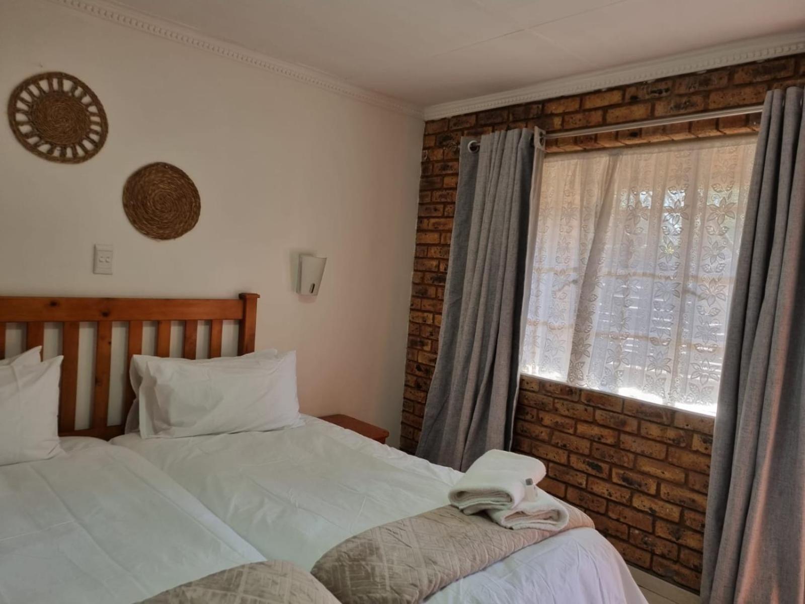 קמפטון פארק Airport Inn Bed And Breakfast מראה חיצוני תמונה